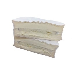 Creamy Burgundy cheese with Bleu d'Auvergne PDO